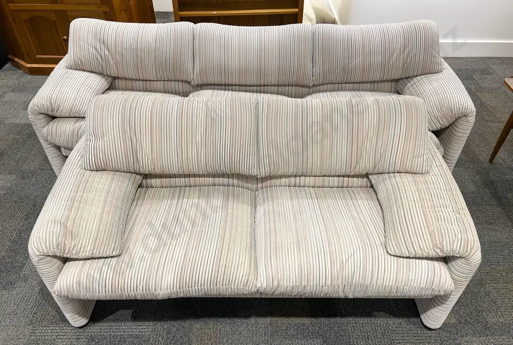 Three Piece Lounge Suite Image 1++