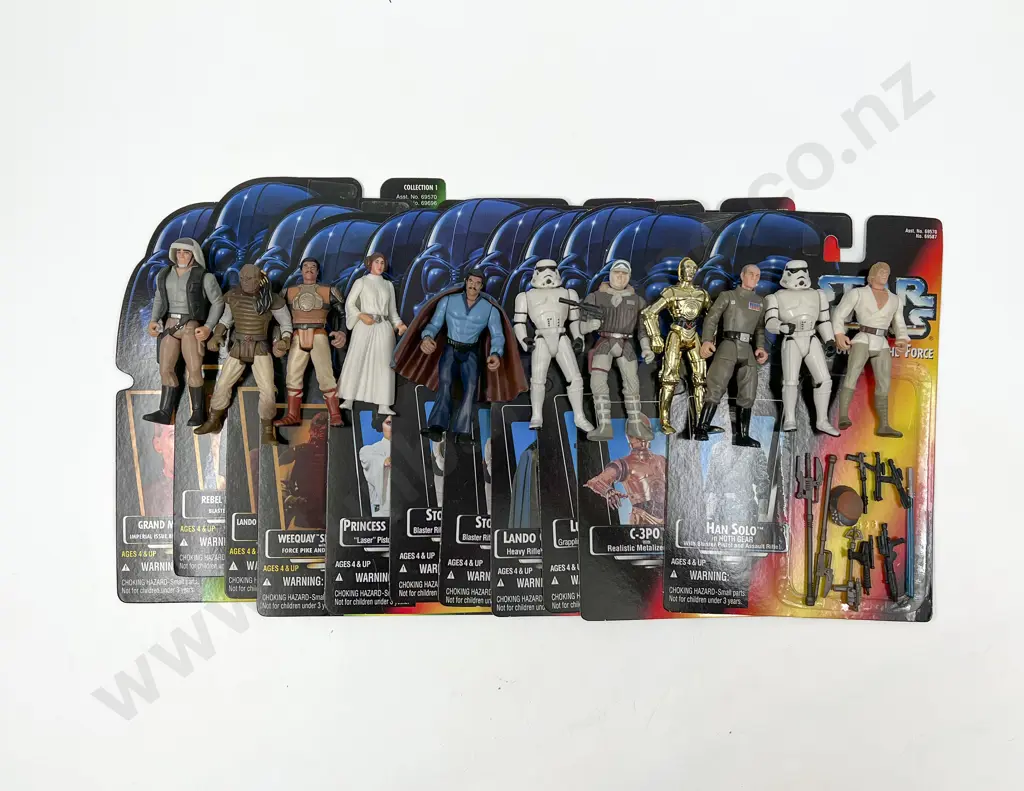 Mostly Complete Star Wars Figures Image 1++