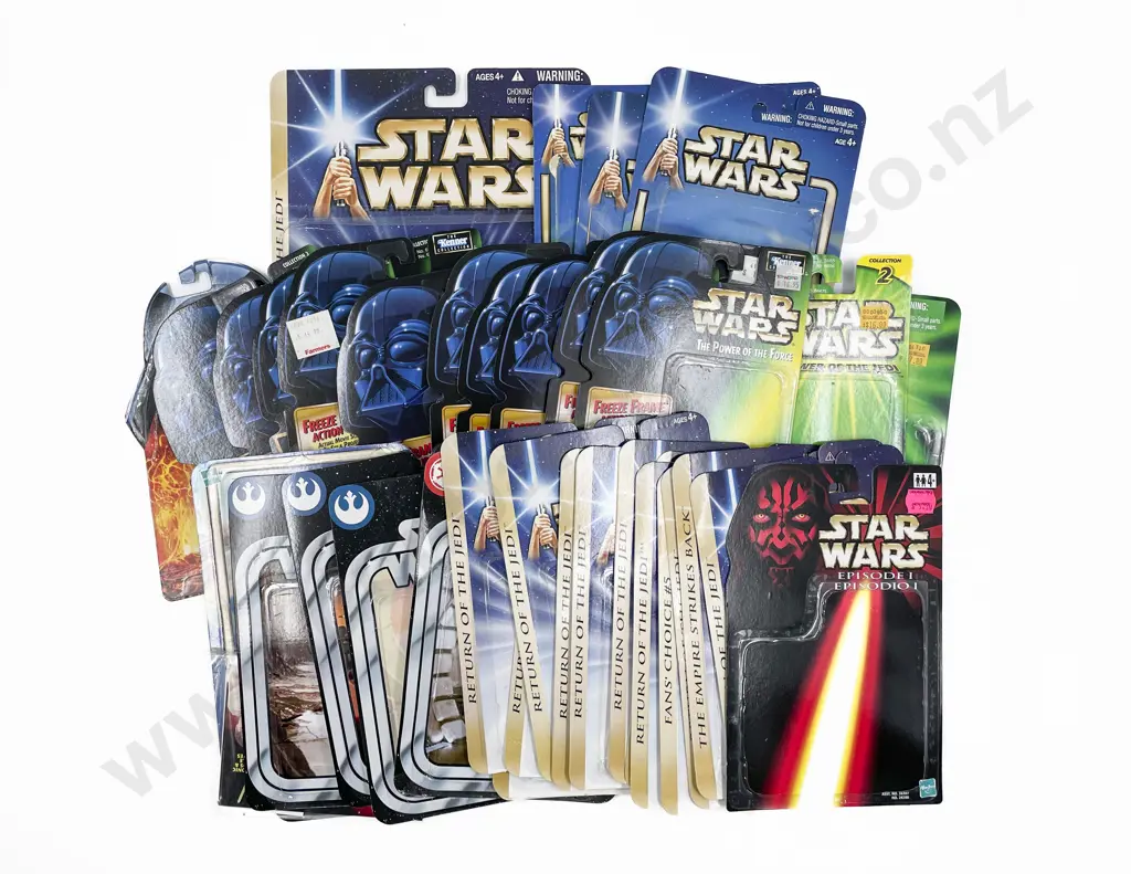 Mostly Complete Star Wars Figures Image 1++