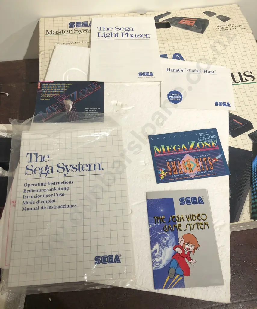 Large Qty of Assorted Vintage Consoles/Games Including Boxed Sega Master System Plus Image 1++