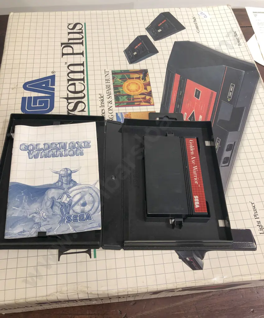 Large Qty of Assorted Vintage Consoles/Games Including Boxed Sega Master System Plus Image 1++