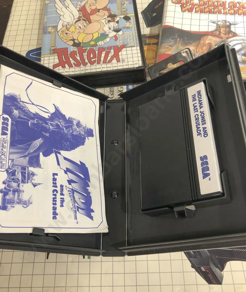Large Qty of Assorted Vintage Consoles/Games Including Boxed Sega Master System Plus Image 1++