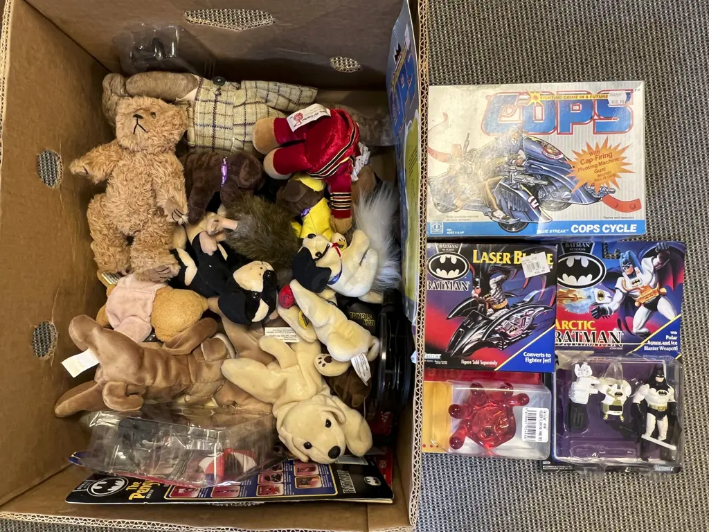 Quantity of Assorted Toys Image 1++
