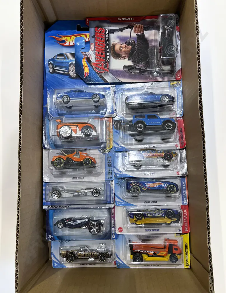 25 Original Bubble Packed Hot Wheels Vehicles Image 1++