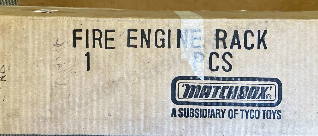 Matchbox Boxed Fire Engine Display Unit Image 1++