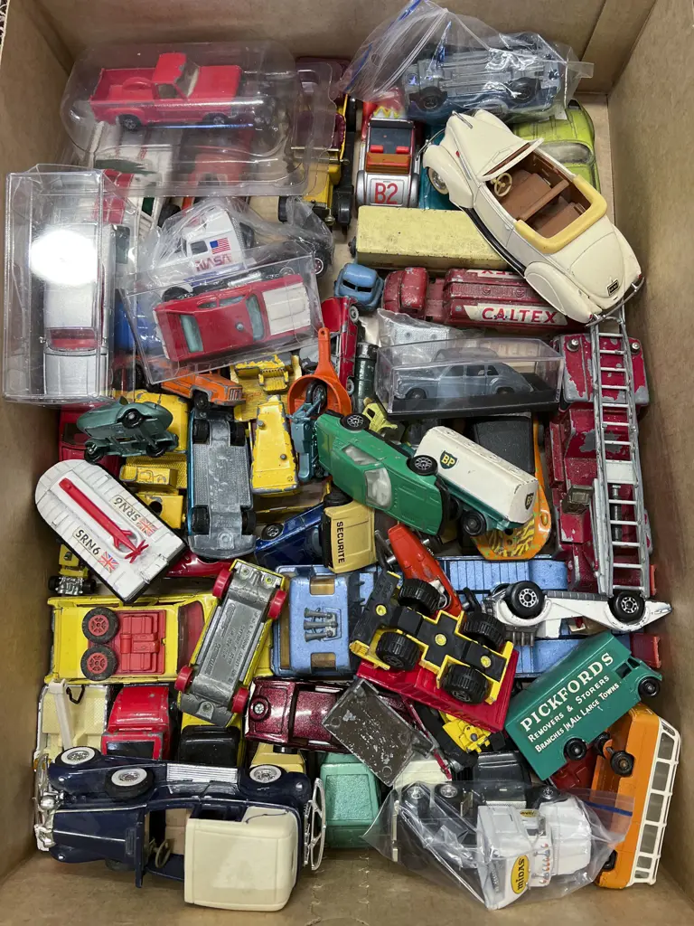 Quantity Diecast Matchbox Vehicles Image 1++