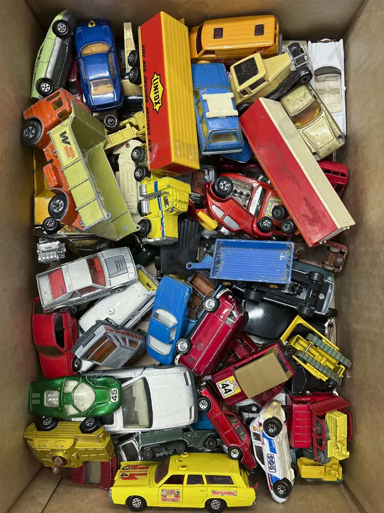 Quantity Diecast Matchbox Vehicles Image 1++