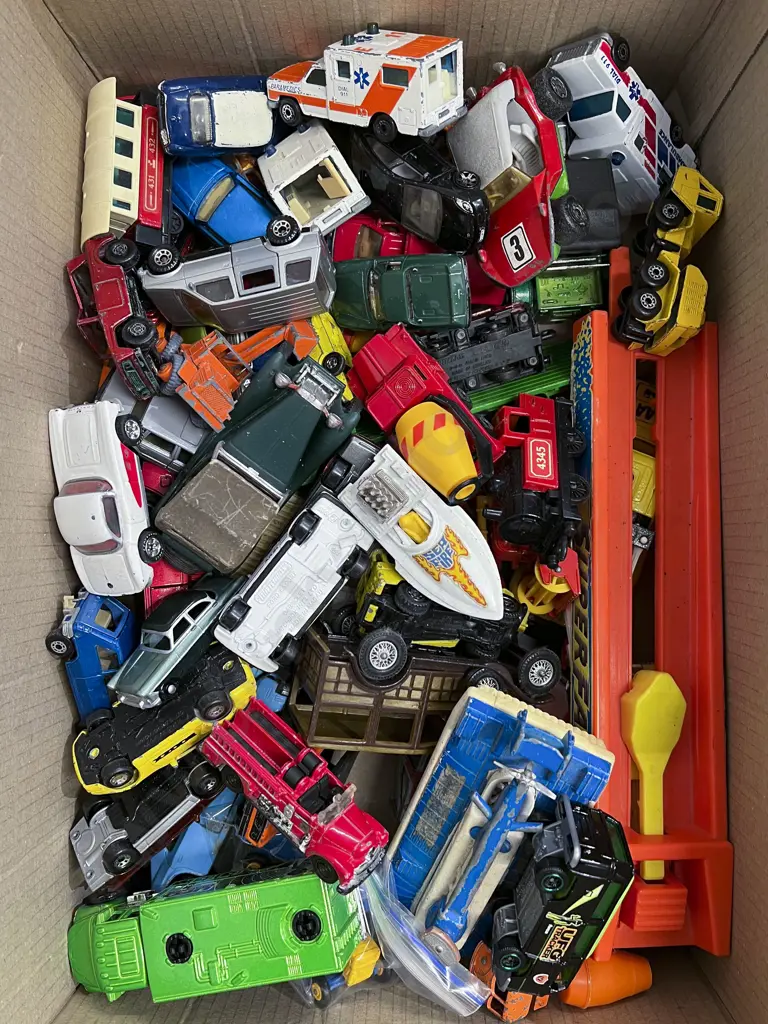 Quantity Diecast Matchbox Vehicles Image 1++