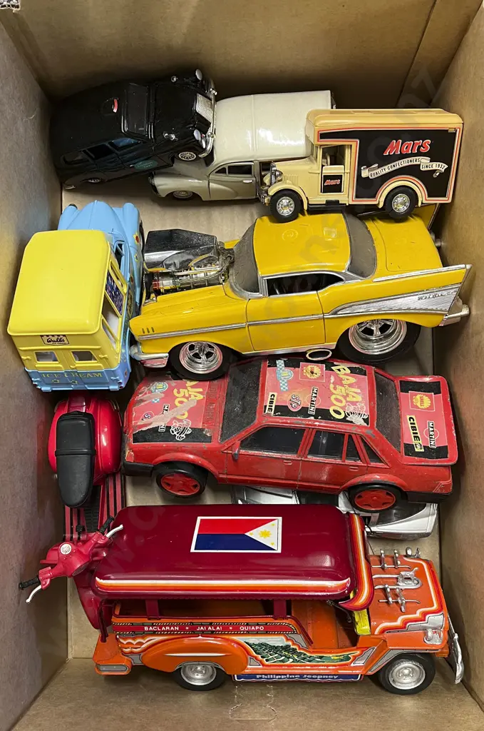 Quantity Large Scale Diecast Vehicles Image 1++