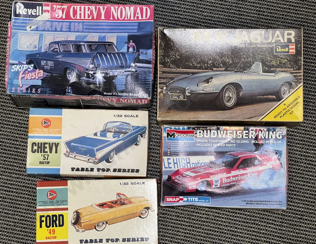 Five Boxed Kit Set Models Image 1++