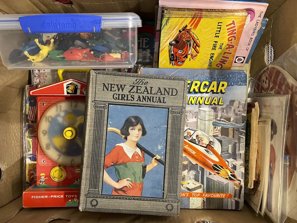 Quantity Vintage Childrens Books Image 1++