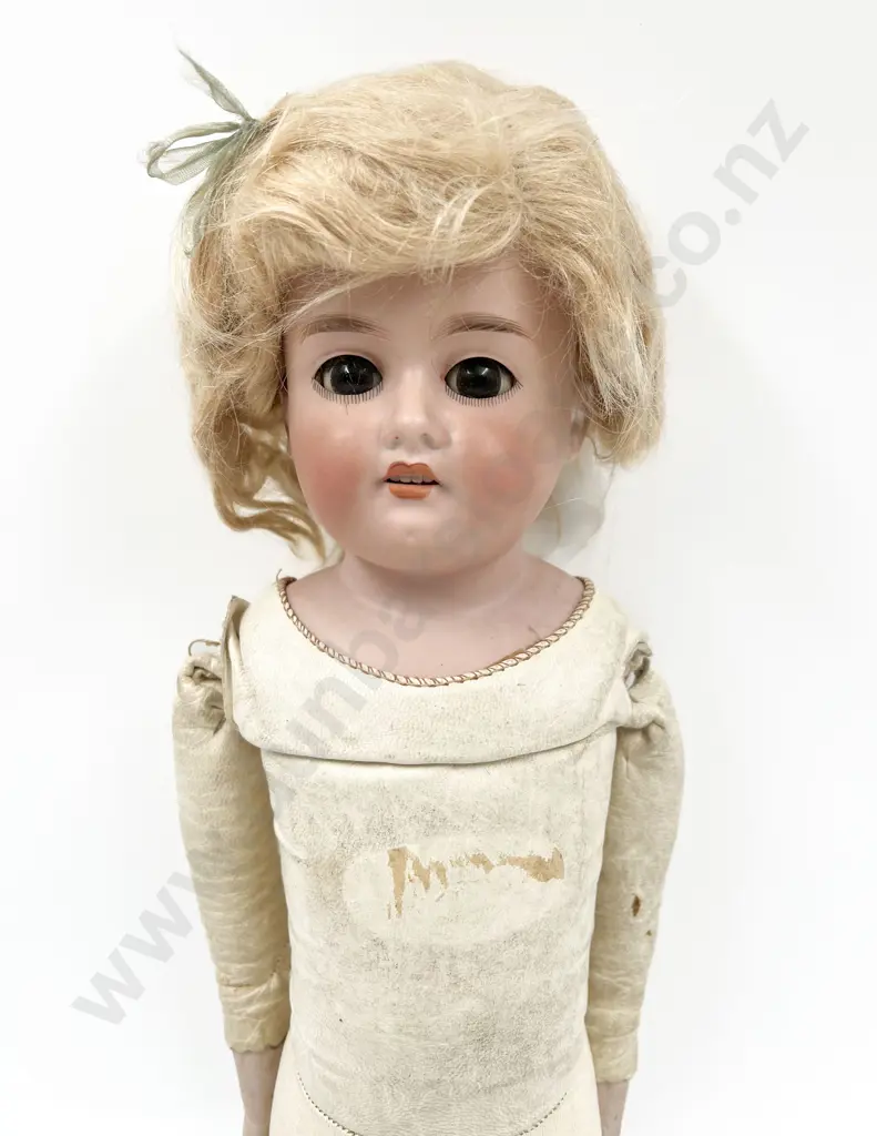 AM Bisque Shoulder Plate Doll 50cm Height Image 1++