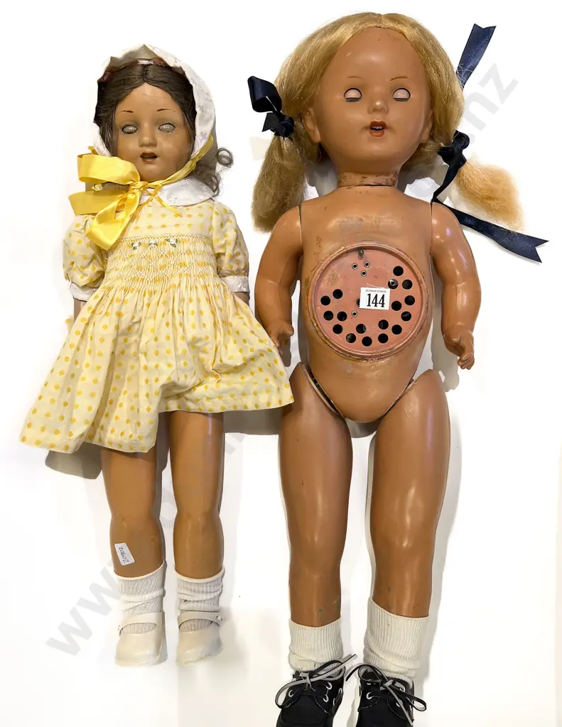 Italian Composition Walkie Talkie Doll & Other Image 1++