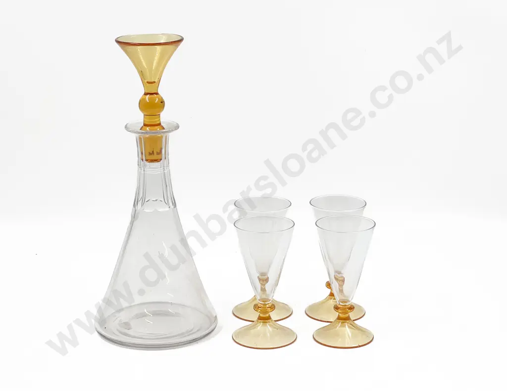A 1960's Stuart Crystal Decanter and Four Matching Glasses Image 1++