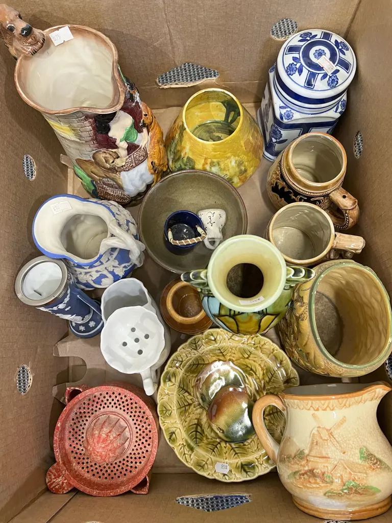Box of Assorted Fancy China & Pottery Etc. Image 1++