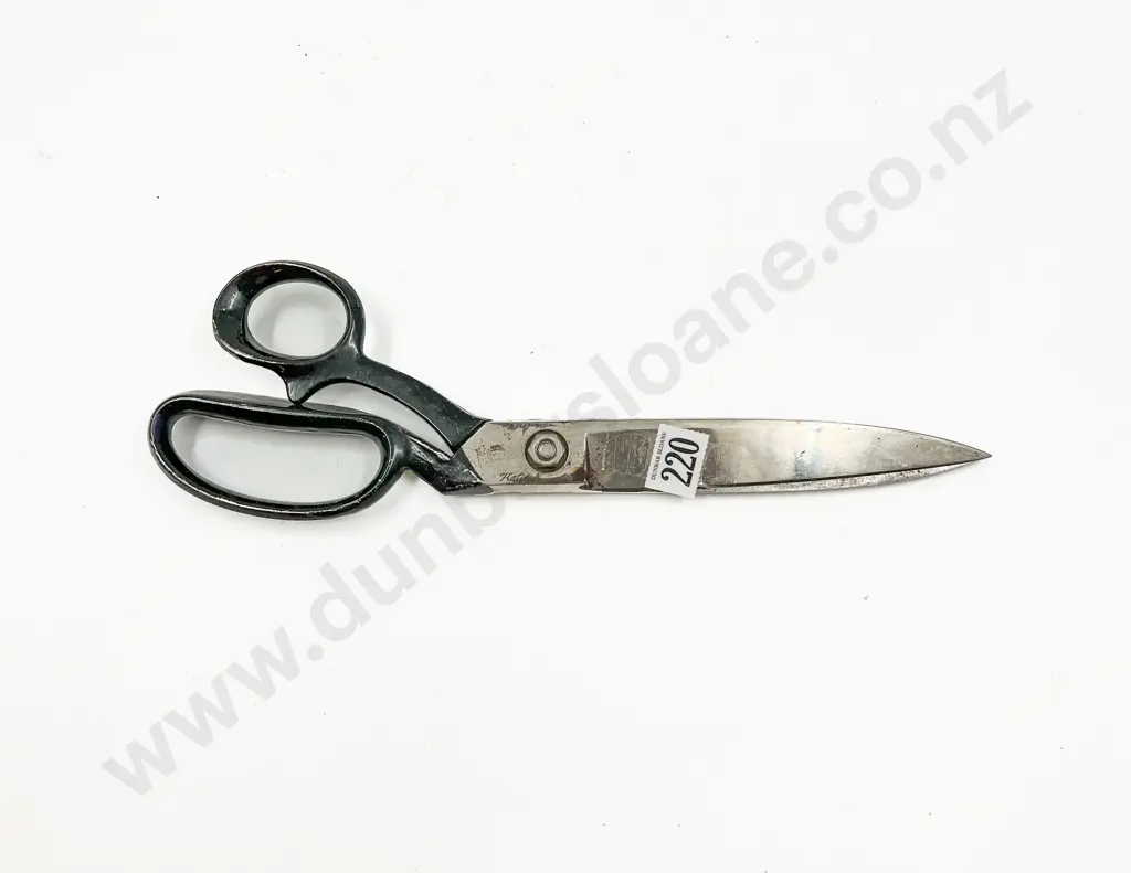 Large Pair of Wilkinson Vintage Scissors Image 1++
