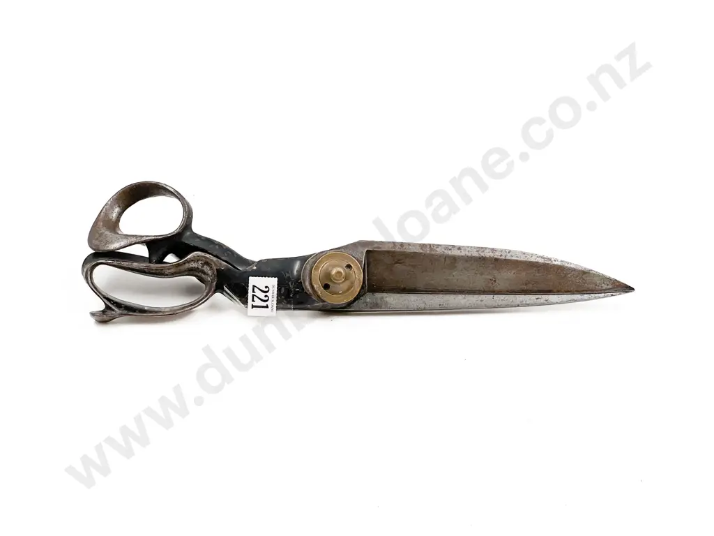Large Pair of American Vintage Scissors Image 1++