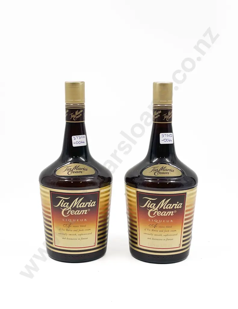 Two Bottles of Tia Maria Cream Liqueur 1 Litre Image 1++