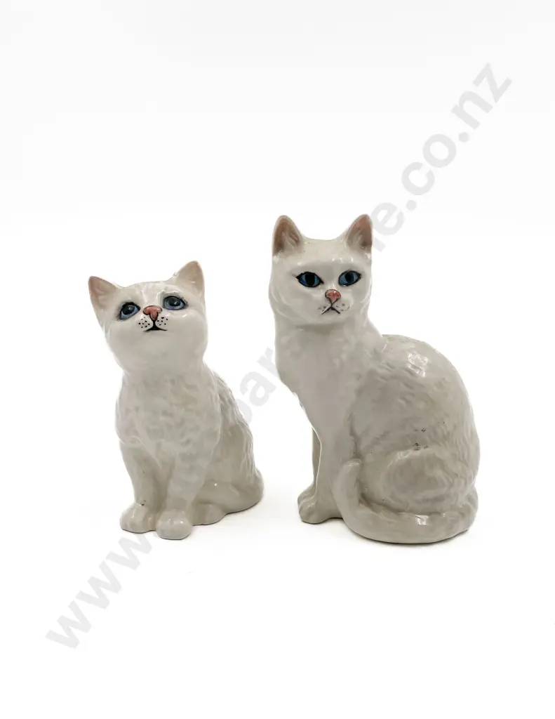 Two Smaller Beswick Cats Image 1++