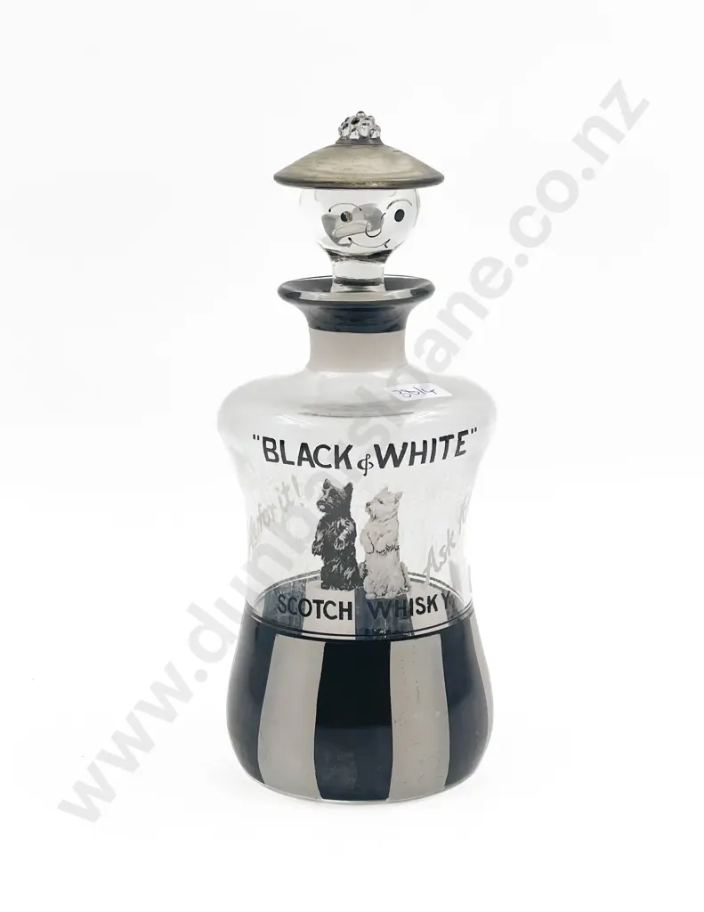 Vintage Hand-painted Black & White Scotch Whisky Glass Advertising Decanter Image 1++