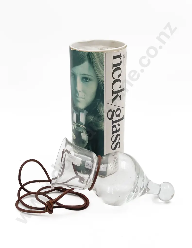 Boxed Holmgaard Neckglass Image 1++