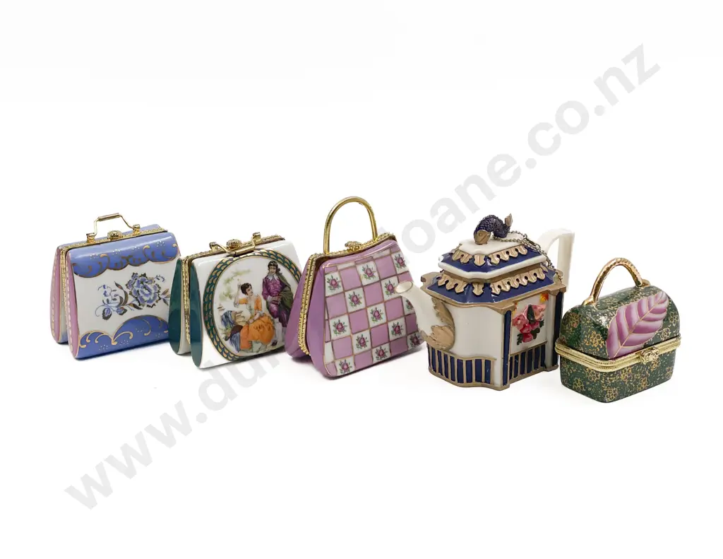 Small Quantity of Assorted Fancy China Image 1++