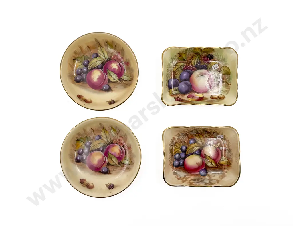 Four Aynsley Small Dishes Image 1++
