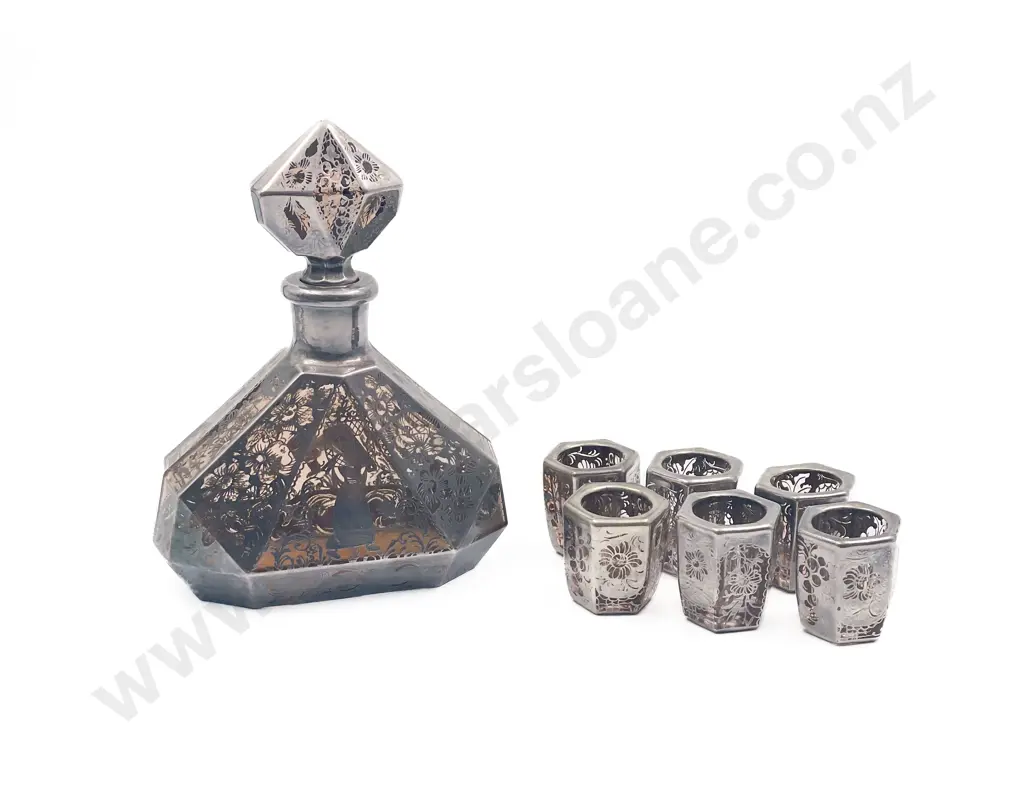 Smoked Glass Decanter with Decorative Silver Overlay and Six Matching Liqueur Glasses Image 1++