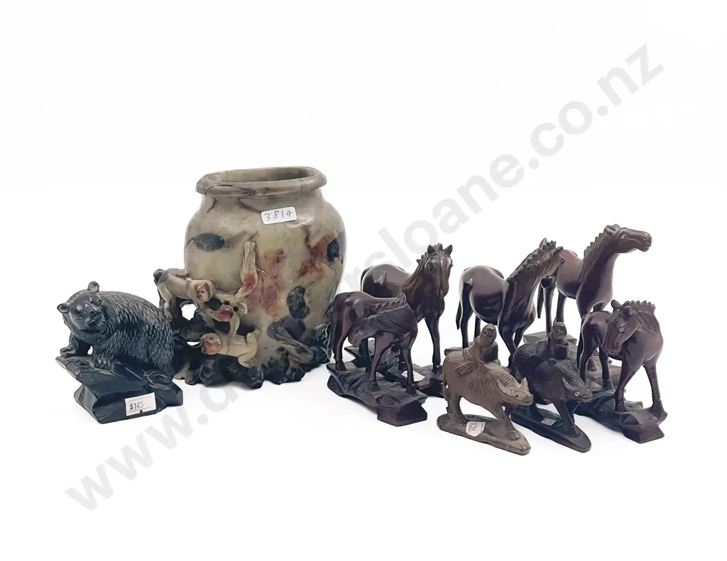 Quantity of Assorted Carved Animal Ornaments Together with Soap Stone Vase Image 1++