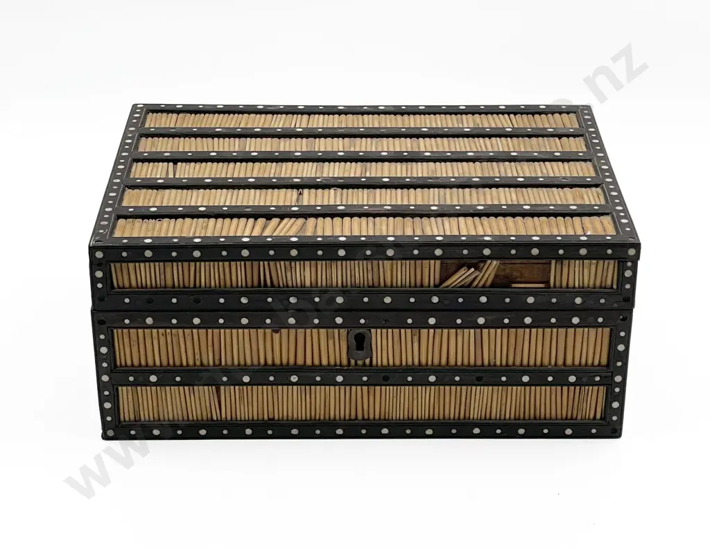 Vintage Box with Fitted Interior Image 1++