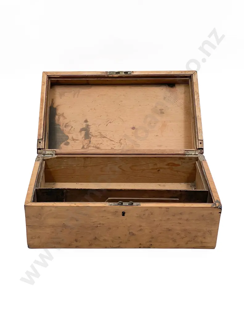 Mottled Kauri Writing Box Image 1++