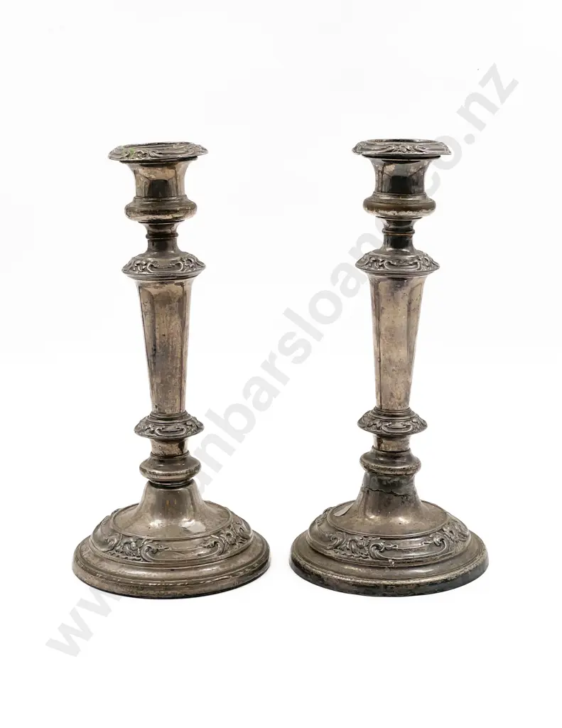 Pair of S/P Candlesticks Image 1++
