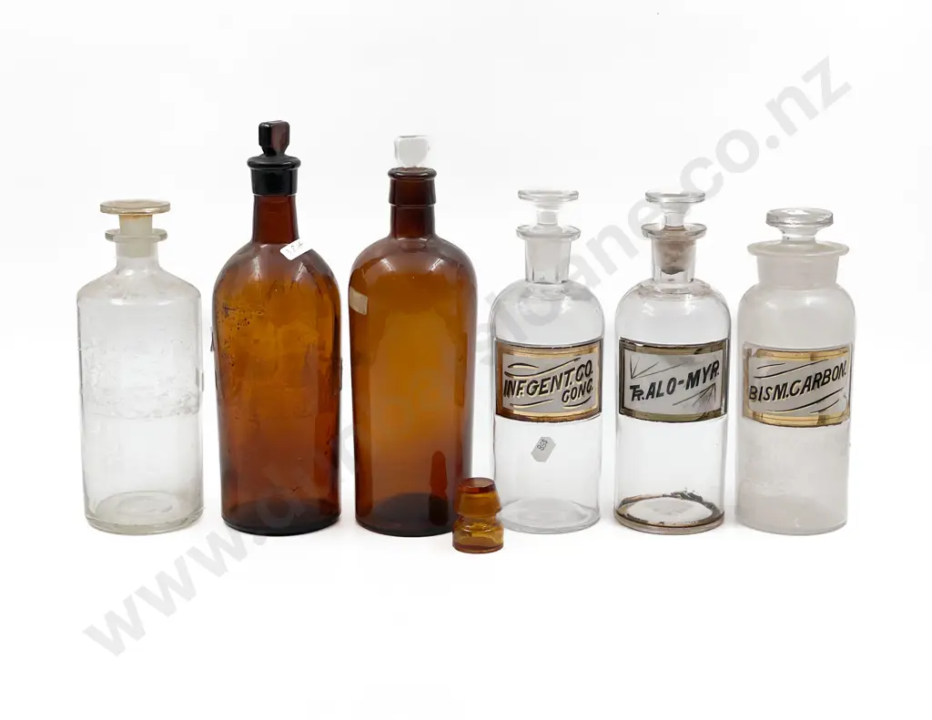 Six Assorted Vintage Chemist Bottles Image 1++