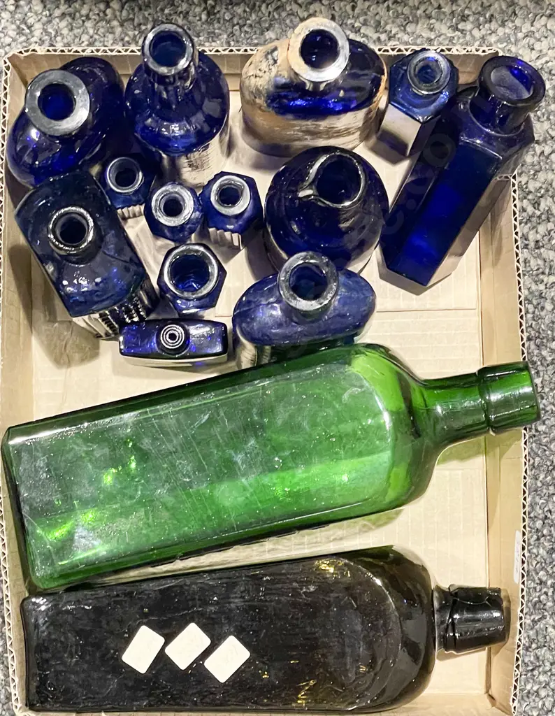 Box of Assorted Vintage Coloured Bottles Image 1++