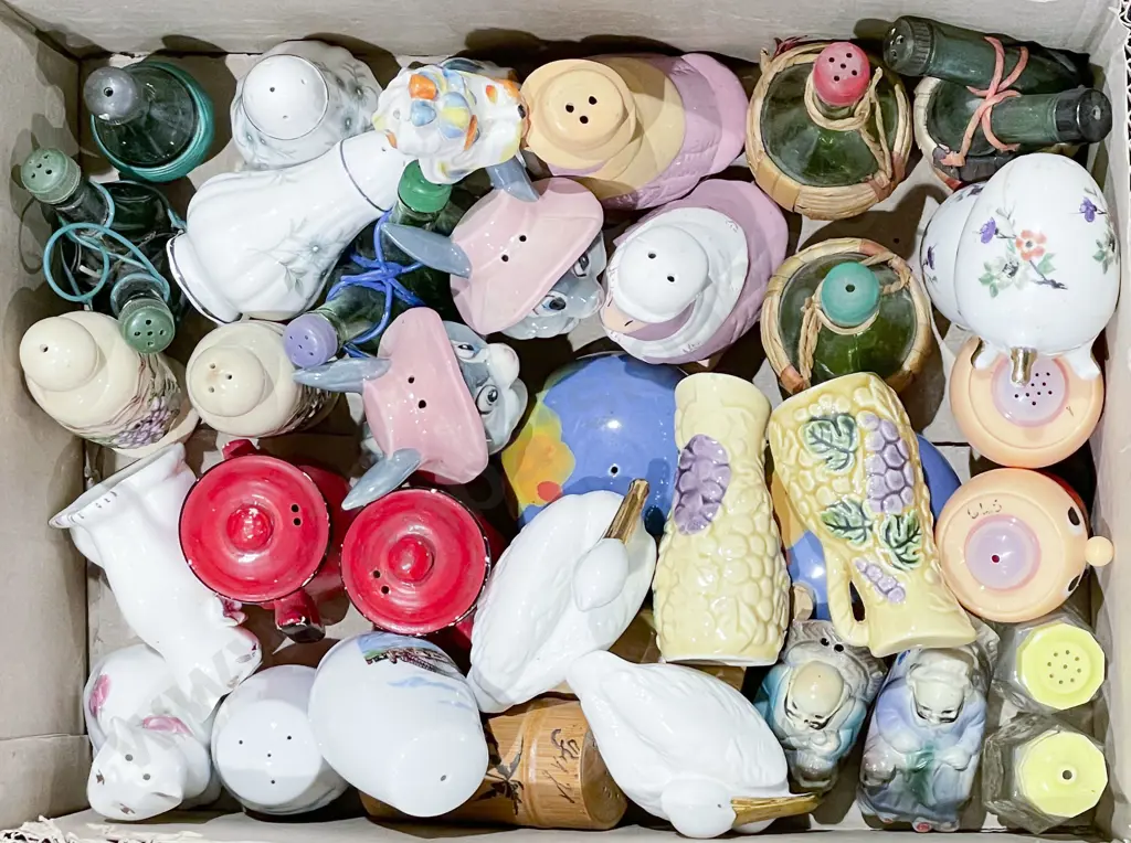 Box of Assorted Novelty Salt & Peppers Image 1++