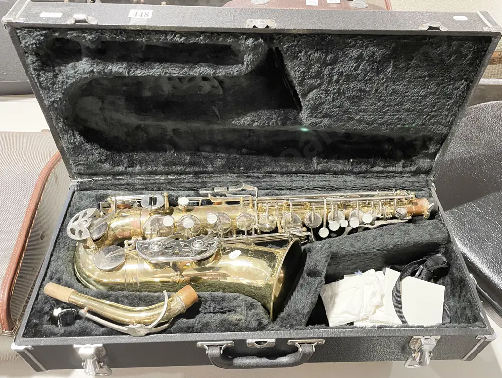 Condor Saxophone in Case Image 1++