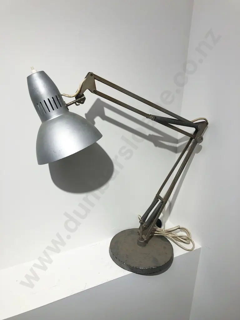 Vintage Angle-poised Lamp Image 1++