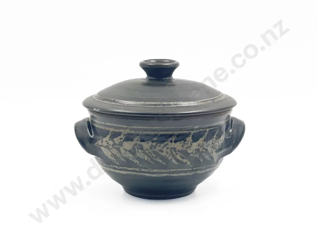 Mirek Smisek Casserole Dish Image 1++