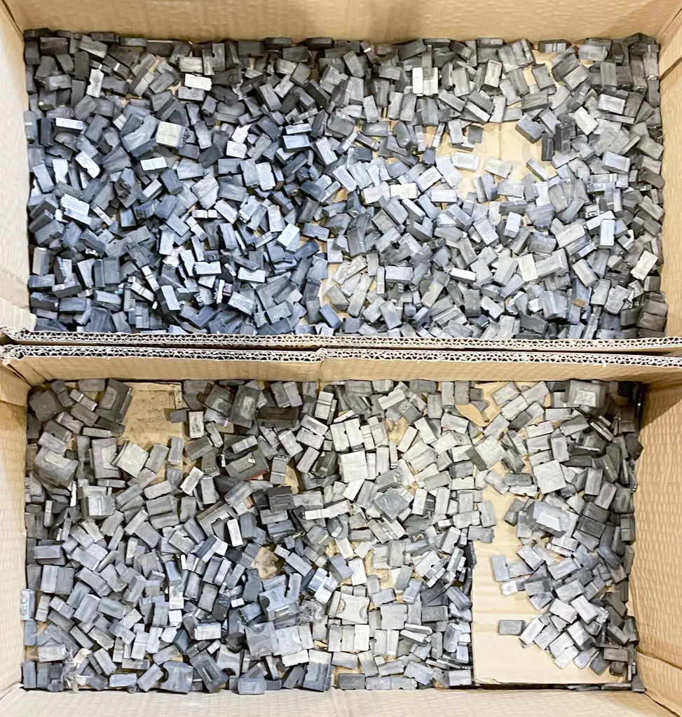 Large Quantity of Lead Printing Letters Image 1++