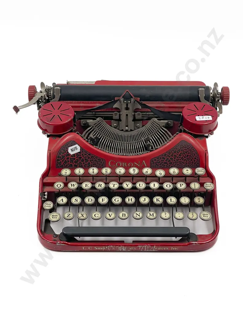 Small Vintage Corona Typewriter Image 1++