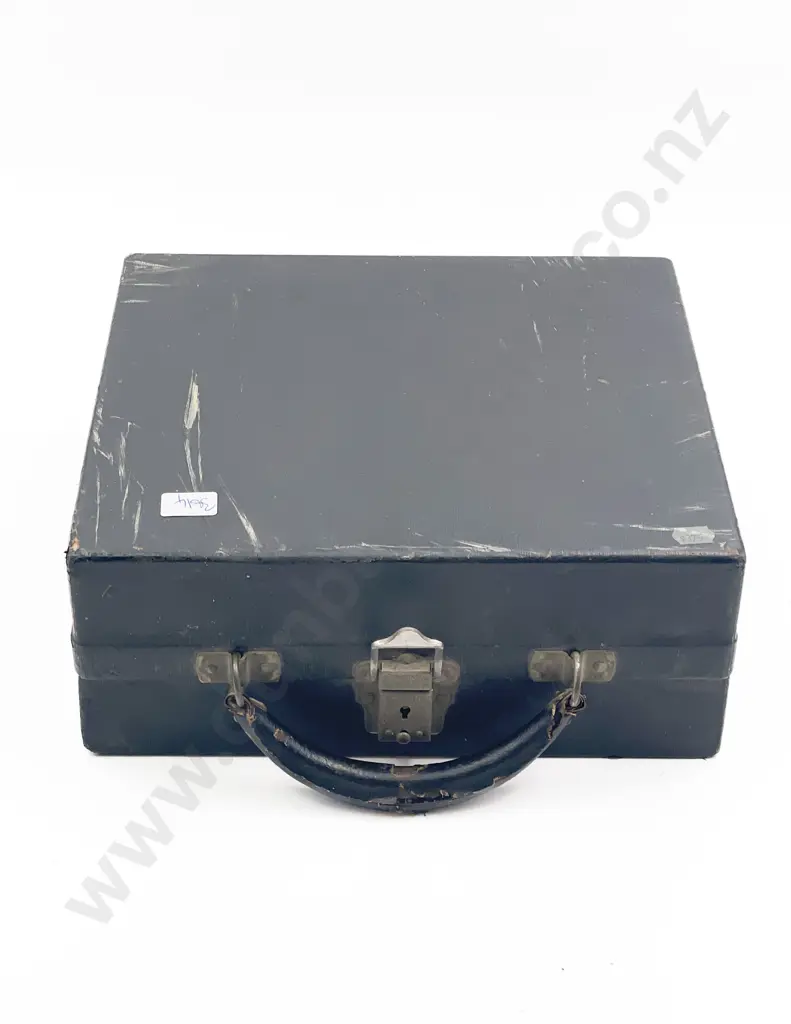 Small Vintage Corona Portable Typewriter in Case Image 1++