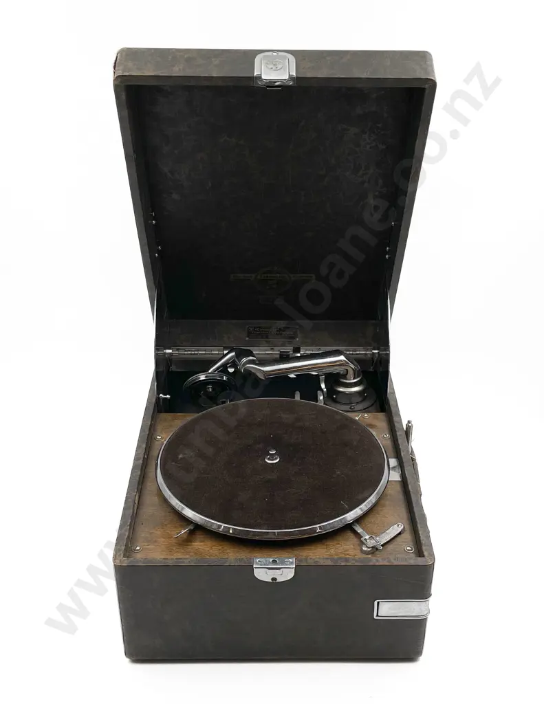 Vintage Colombia Table Top Record Player with Assorted Records Image 1++