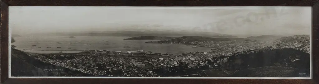 R P Moore (1881 - 1948) - Wellington NZ. 22.8.1925 Image 1++