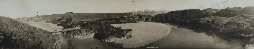 R P Moore (1881 - 1948) - Rakaia Gorge NZ Image 1++