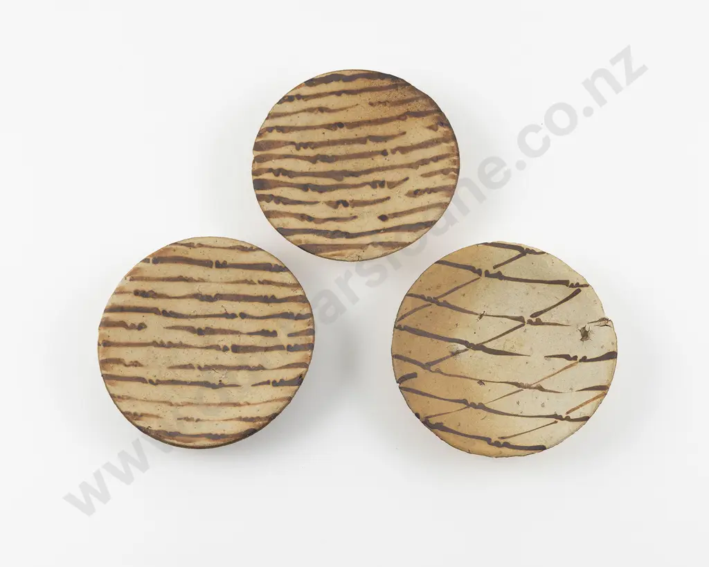 Three Richard Parker Signal Dishes Image 1++