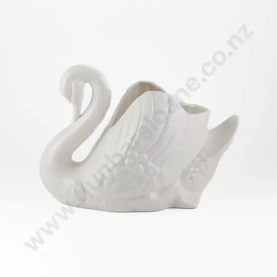 Large Crown Lynn Swan