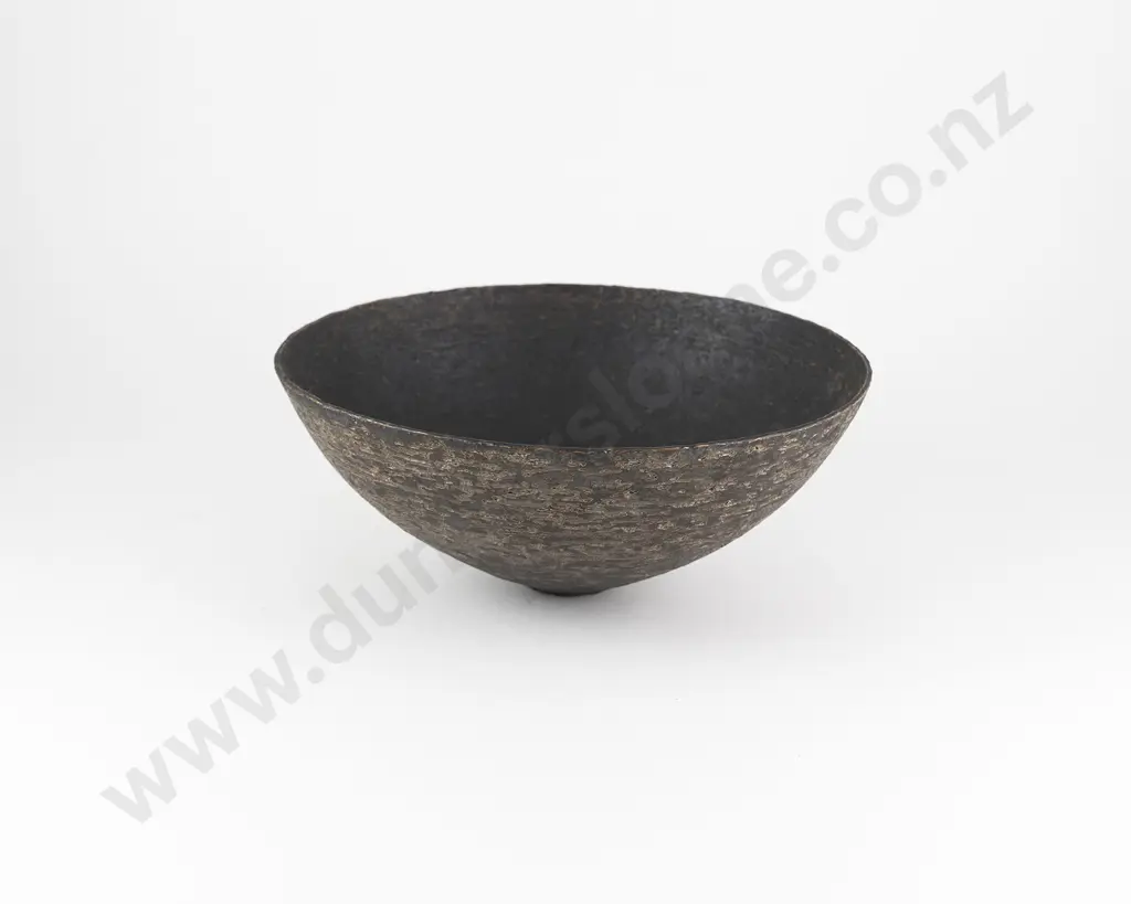 Melanie Cooper Finely Grogged Bowl Image 1++