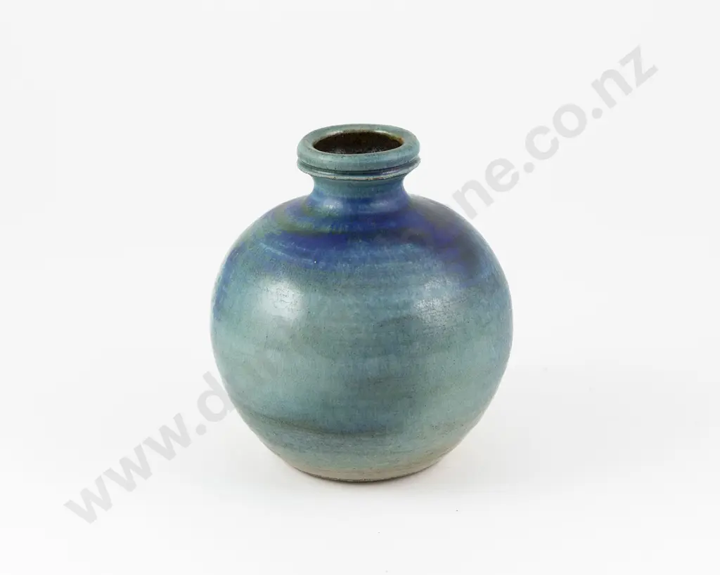 Graeme Storm Ovoid Vase Image 1++