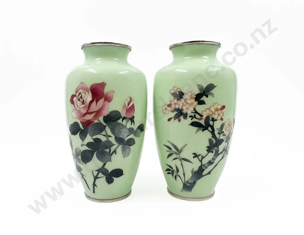 Pair of Wireless Cloisonné Vase Image 1++