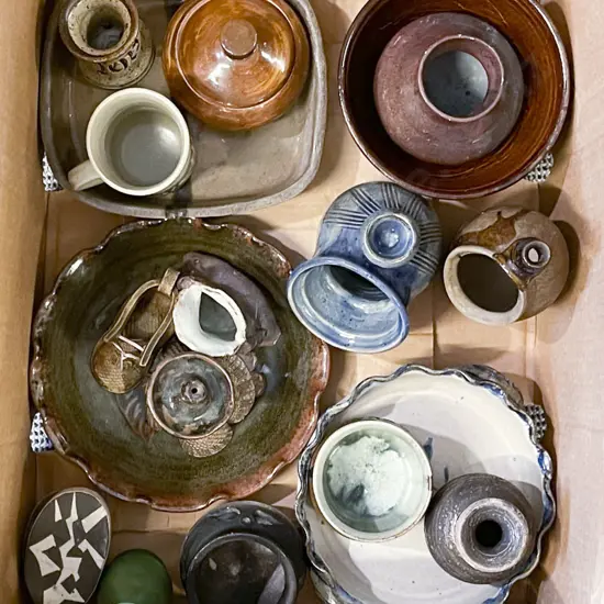 Box of Assorted Pottery